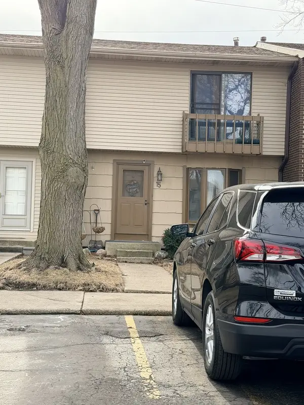 15 Washington CT, Plainfield, IL 60544