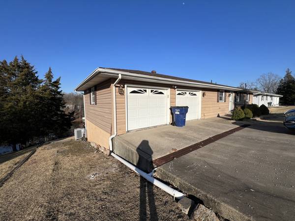 1991 S Lakeshore DR, Goreville, IL 62939