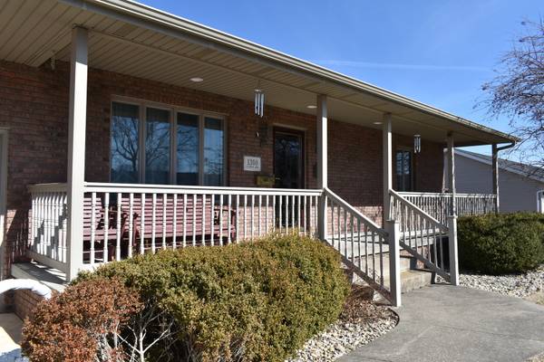 1308 W Carol DR, Roanoke, IL 61561