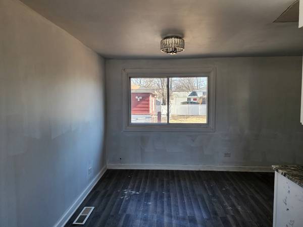 Address not disclosed, Country Club Hills, IL 60478
