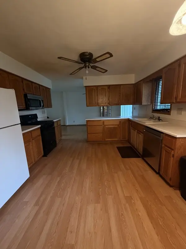 2215 Wheatland TER, Freeport, IL 61032