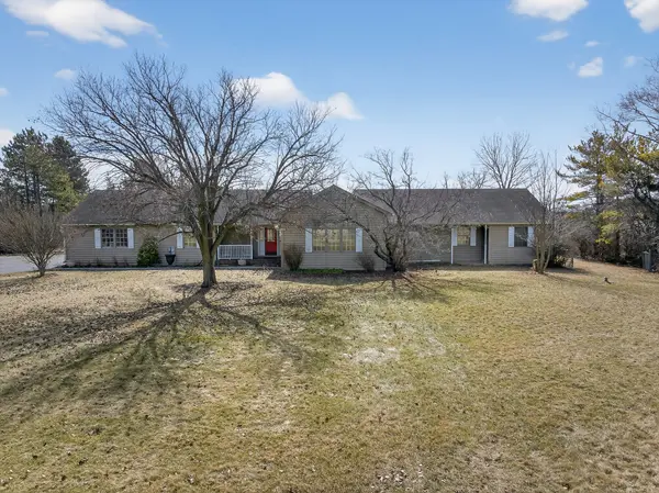 25651 W Illinois Route 60 HWY, Grayslake, IL 60030