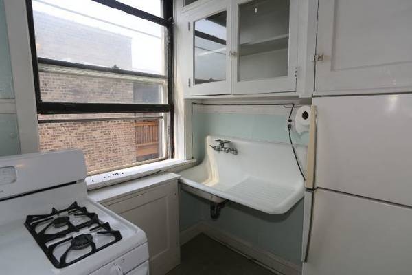 1923 W Winnemac AVE #3, Chicago, IL 60640
