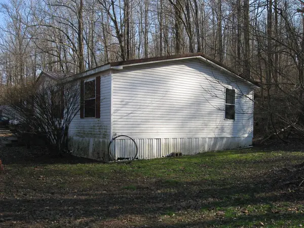 339 Bassett BLVD, Elizabethtown, IL 62931