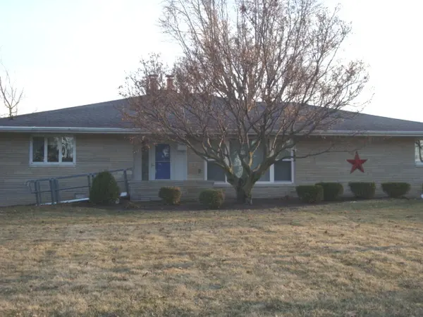 1269 E 500 North RD, Cissna Park, IL 60924