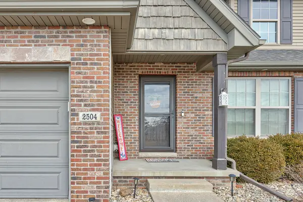 2504 Shepard RD, Normal, IL 61761