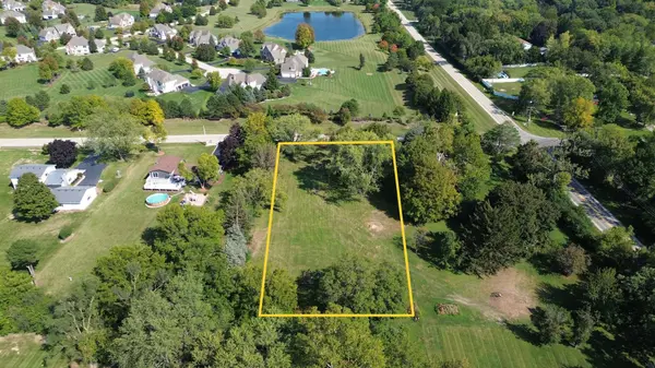 Lot 7 Hickory Nut Grove RD, Cary, IL 60013