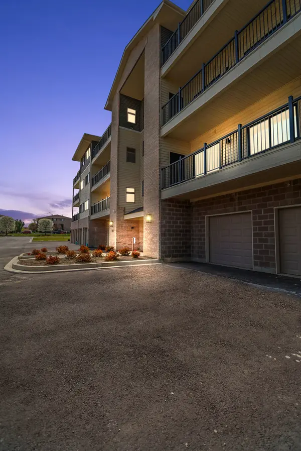 2034 W 75th PL #38, Merrillville, IN 46410
