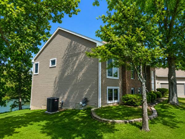 103 Chickasaw LN, Loda, IL 60948