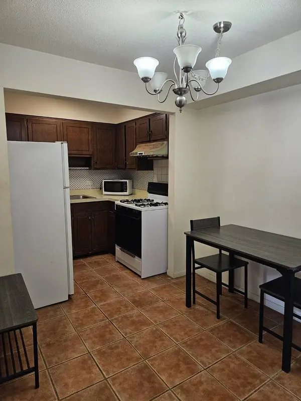 7234 W North AVE #908, Elmwood Park, IL 60707