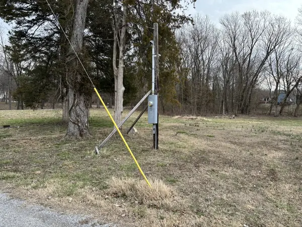 1000 S Wilson ST, Benton, IL 62812