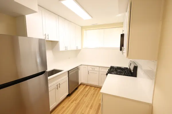 6157 W Belmont AVE #1F, Chicago, IL 60634