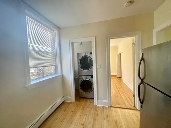 7025 N DAMEN AVE #3, Chicago, IL 60645