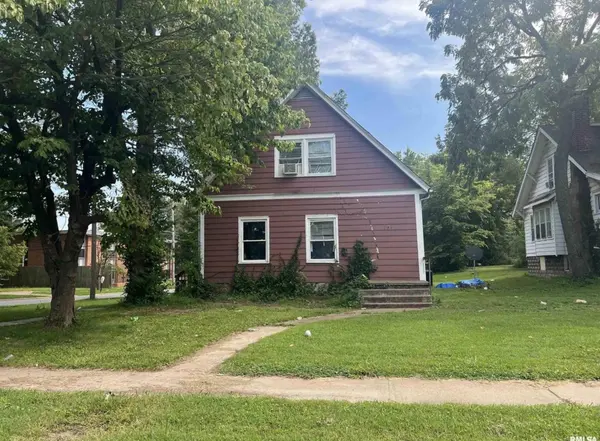 701 W COLLEGE ST, Carbondale, IL 62901
