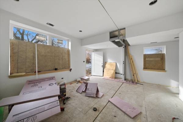 1313 Shields AVE, Chicago Heights, IL 60411