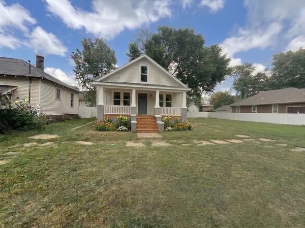 2516 Pine AVE, Mattoon, IL 61938