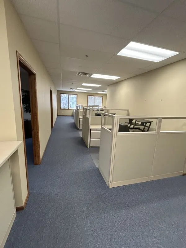 1510 Plainfield RD #3, Darien, IL 60561