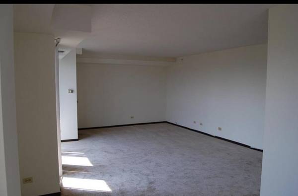1840 Huntington BLVD #BW511, Hoffman Estates, IL 60169