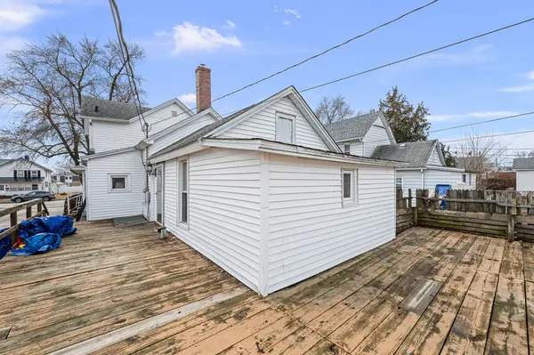 318 2nd AVE S, Clinton, IA 52732