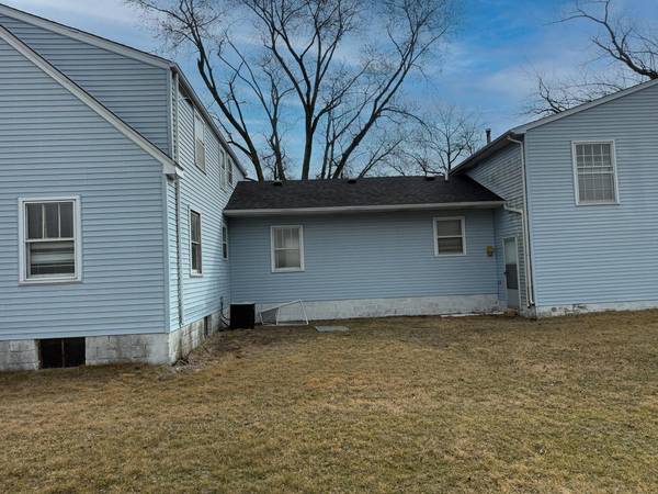 5690 W State Route 17, Kankakee, IL 60901