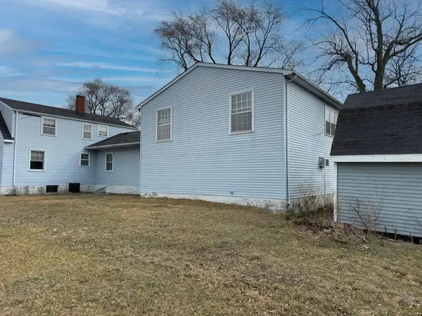 5690 W State Route 17, Kankakee, IL 60901