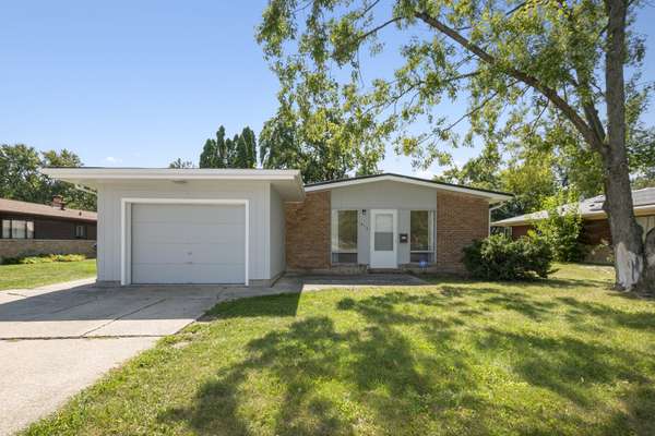 417 Lakewood BLVD, Park Forest, IL 60466
