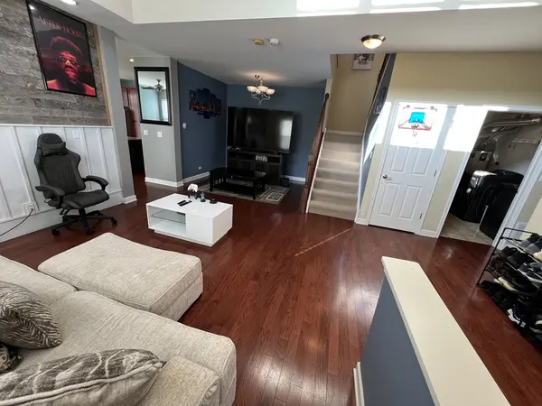 380 Risen Star LN #380, Oswego, IL 60543