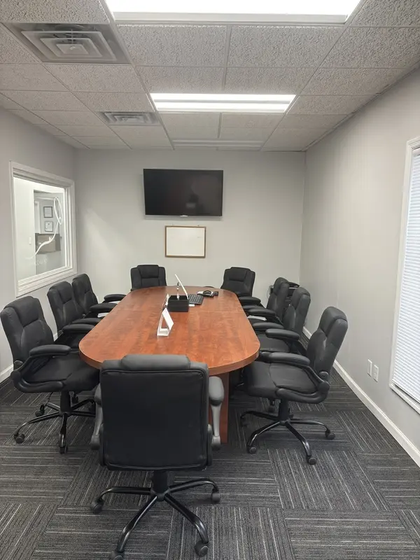 2332 E Kimberly RD, Davenport, IA 52807
