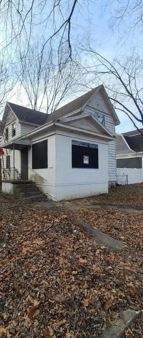 469 S WILDWOOD AVE, Kankakee, IL 60901