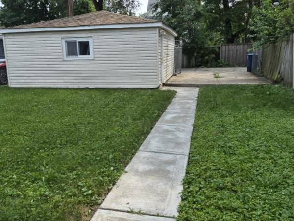 Address not disclosed, Maywood, IL 60153