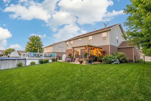 2445 Peregrine DR, New Lenox, IL 60451