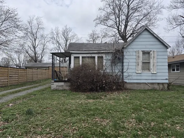 517 S 6th ST, Herrin, IL 62948