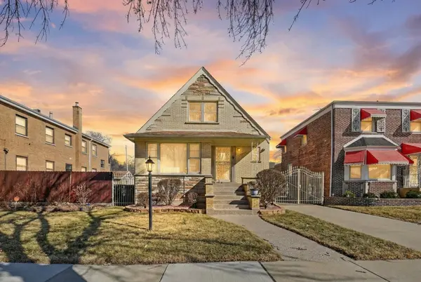 8407 S Wolcott AVE, Chicago, IL 60620