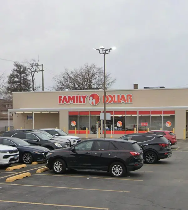 8314 S Stony Island AVE, Chicago, IL 60617