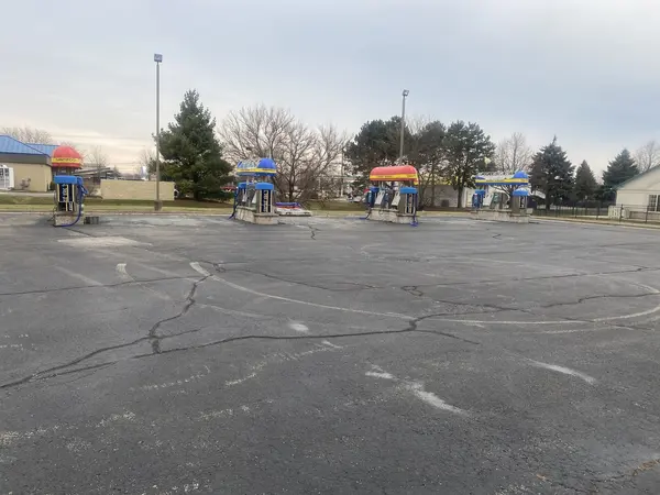 1250 DOUGLAS RD, Oswego, IL 60543