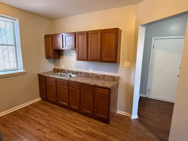 1-15 N Keeler AVE, Chicago, IL 60624