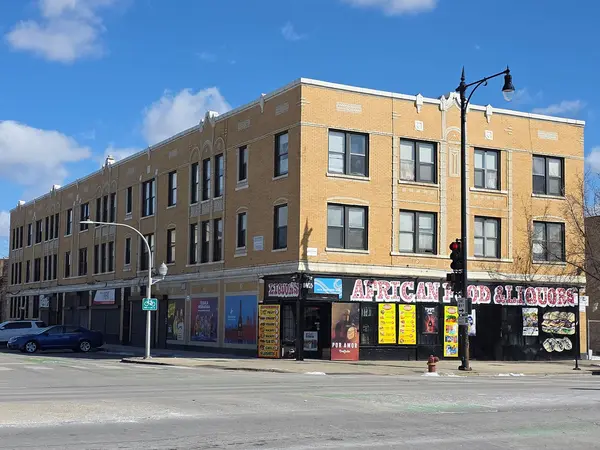 1-15 N Keeler AVE, Chicago, IL 60624