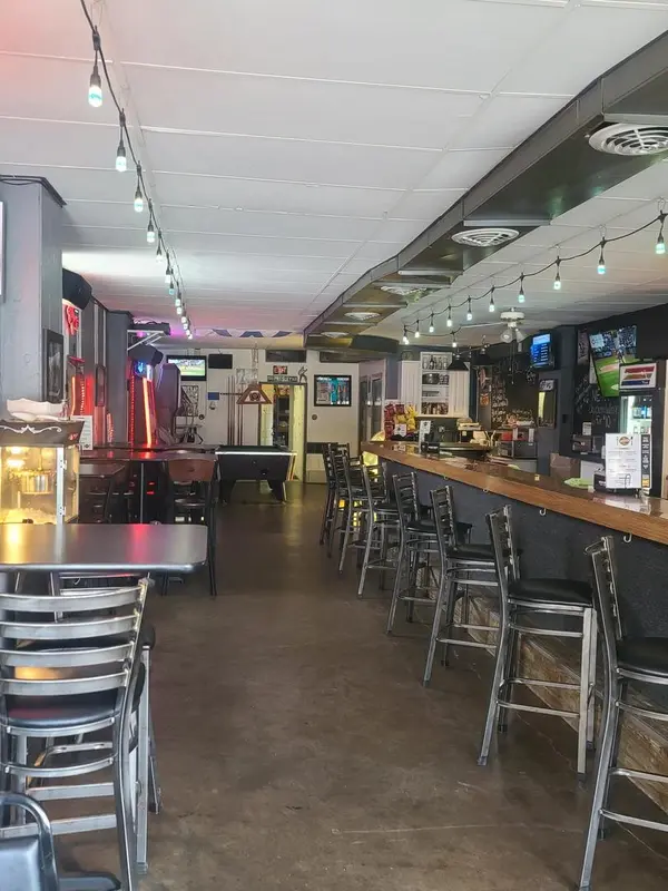4405 State ST #E, Riverdale, IA 52722