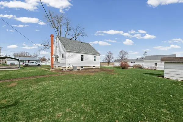 619 E 11th ST, Gibson City, IL 60936