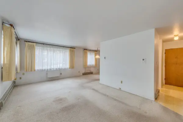 222 Madison ST #214, Joliet, IL 60435