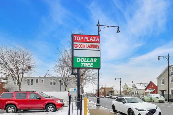 4916 N Pulaski RD, Chicago, IL 60630