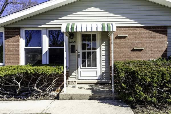 16423 Craig DR, Oak Forest, IL 60452