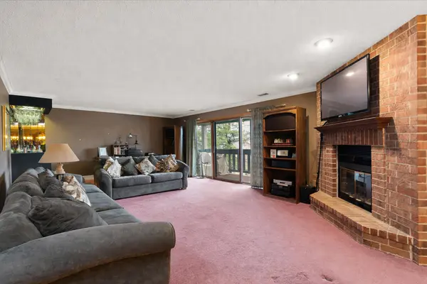 7834 W Foresthill CT #2CR, Palos Heights, IL 60463