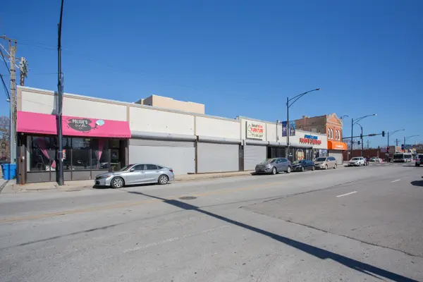 118 E 51st ST, Chicago, IL 60615