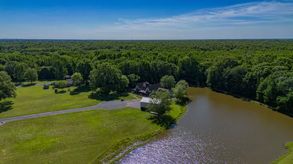 5 Woodhaven EST, Metropolis, IL 62960