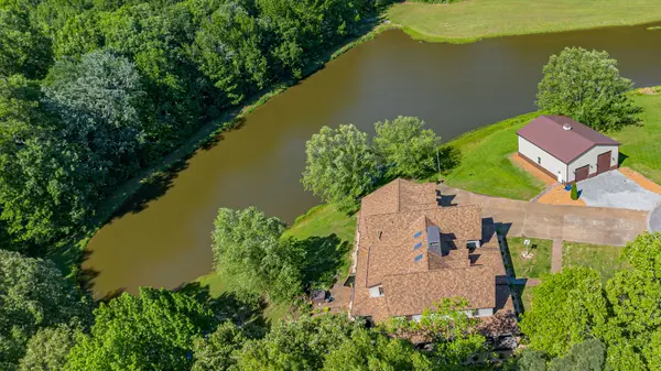 5 Woodhaven EST, Metropolis, IL 62960