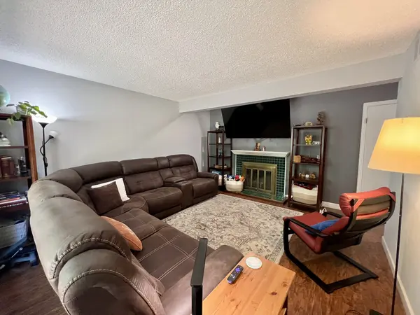 803 Irvine RD #803, Champaign, IL 61822