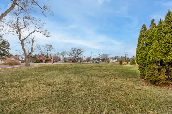 23625 W Main ST, Plainfield, IL 60544