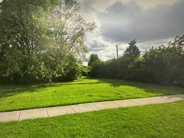 429 W Army Trail RD, Addison, IL 60101