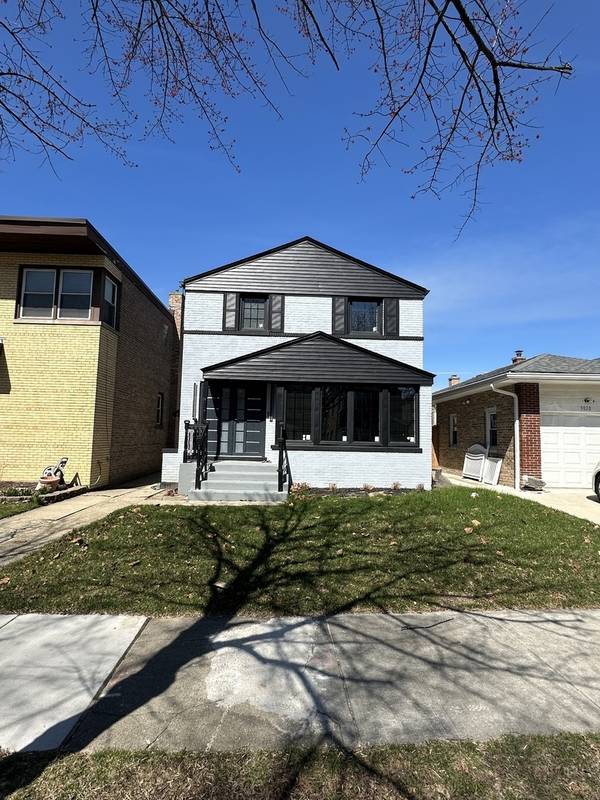3024 W Fargo AVE, Chicago, IL 60645